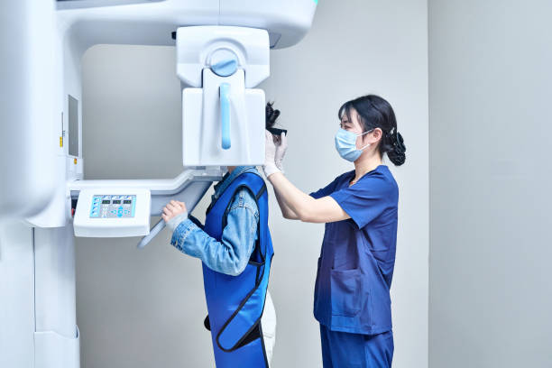 Best Broken or Cracked Tooth Emergency Dentist in Stanton, CA